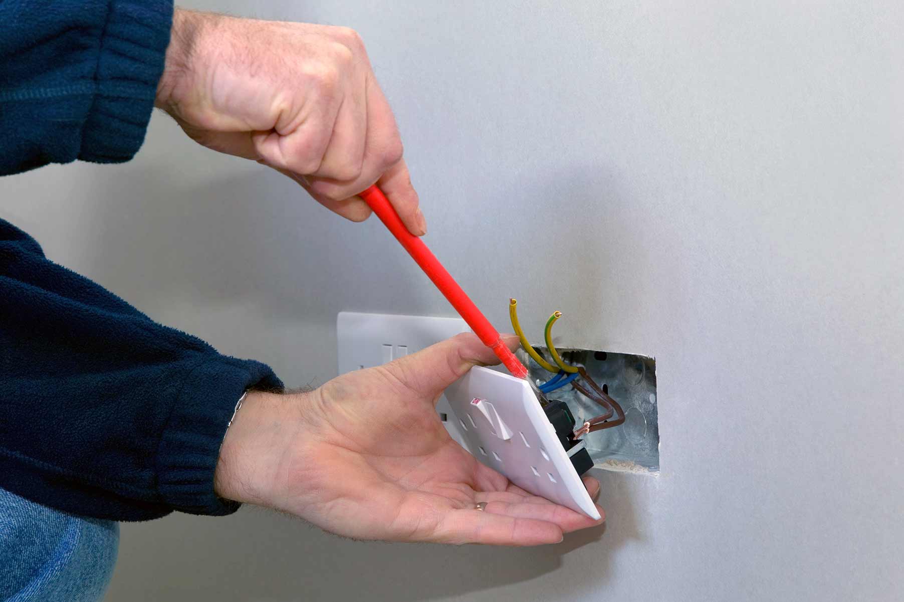 Our electricians can install plug sockets for domestic and commercial proeprties in Wilmslow and the local area. 